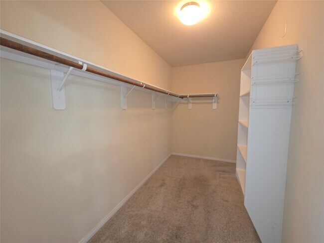 Building Photo - 2615 Elm Crossing Trail