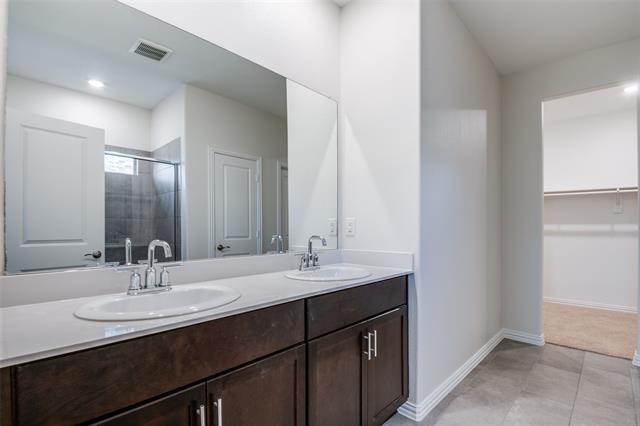 Building Photo - 309 Mohan Dr