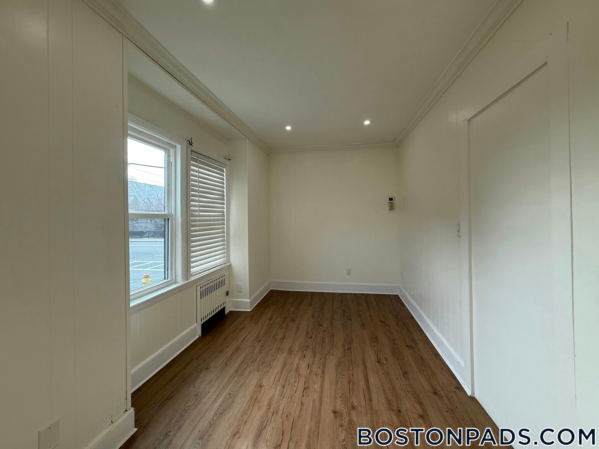 Building Photo - 522 Hancock St