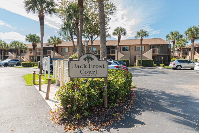 Building Photo - Charming Naples Condo with Resort-Style Li...