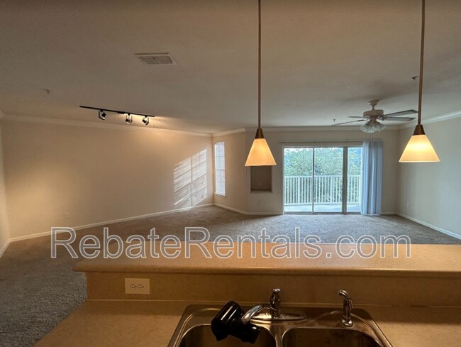 Building Photo - 8290 Gate Pkwy W