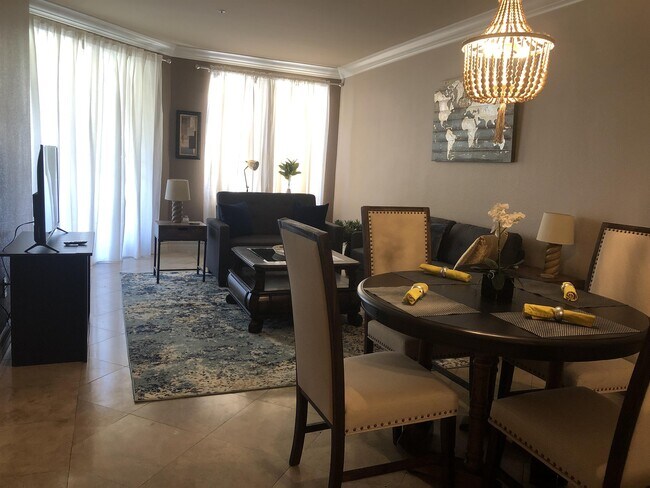 Building Photo - 270 E Flamingo Rd