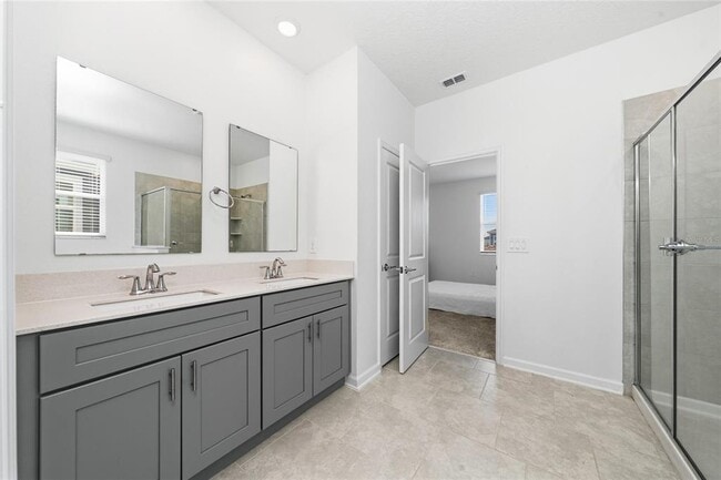 Building Photo - 4132 Jespersen St