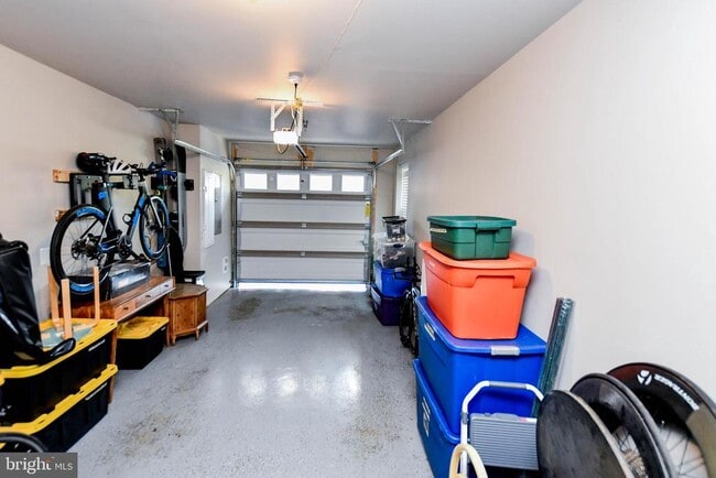 Building Photo - 5692 Stephanie Tessa Way