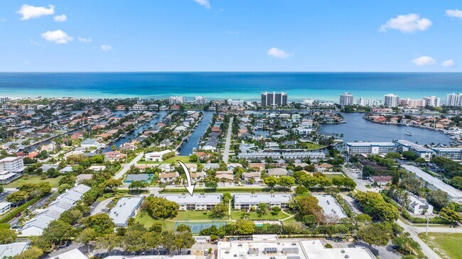 Building Photo - 3020 Florida Blvd