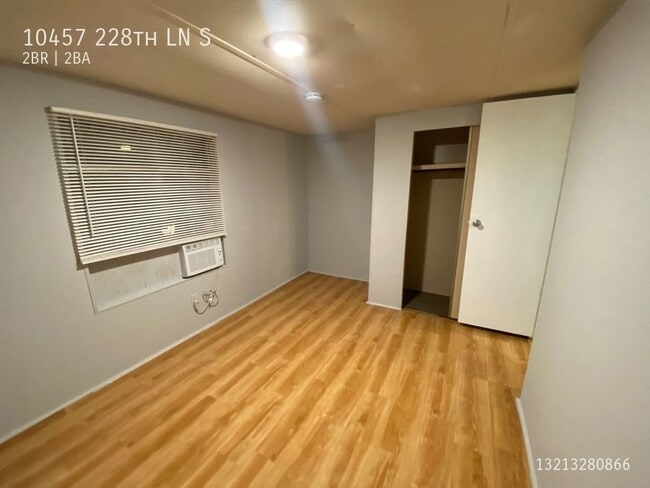 Building Photo - 10457 S 228th Ln