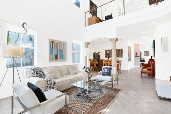 Building Photo - 10824 NW 84th St