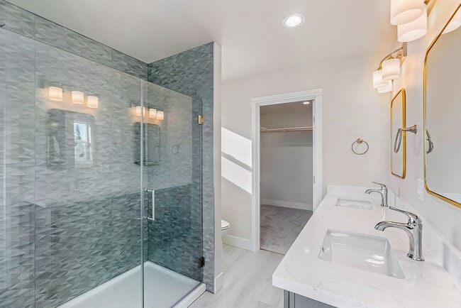 Building Photo - New Construction with a Water View