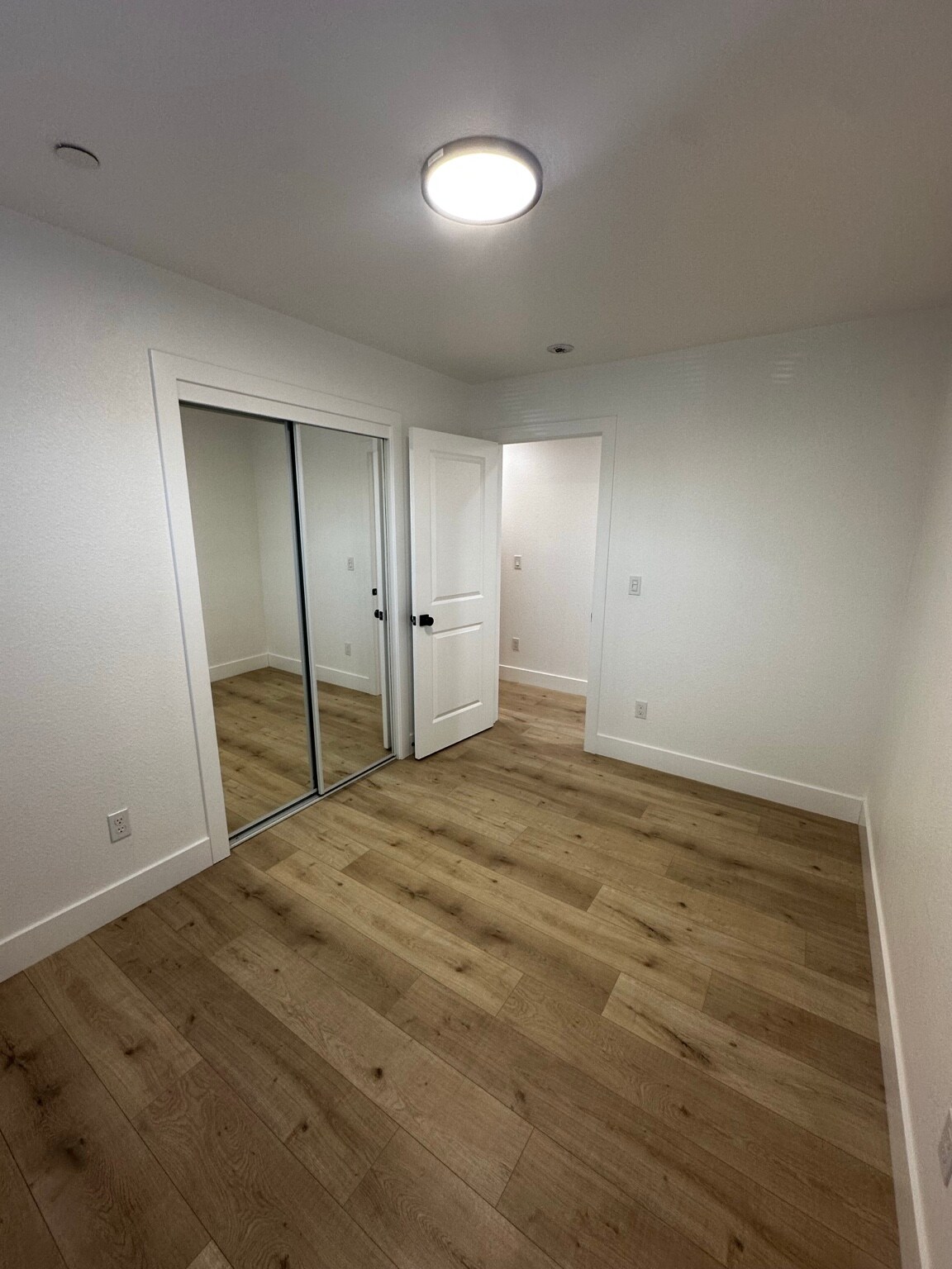 Building Photo - 806 Nogales St