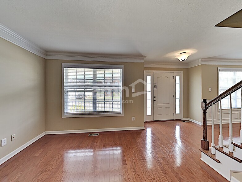 Building Photo - 5112 Horsestall Dr