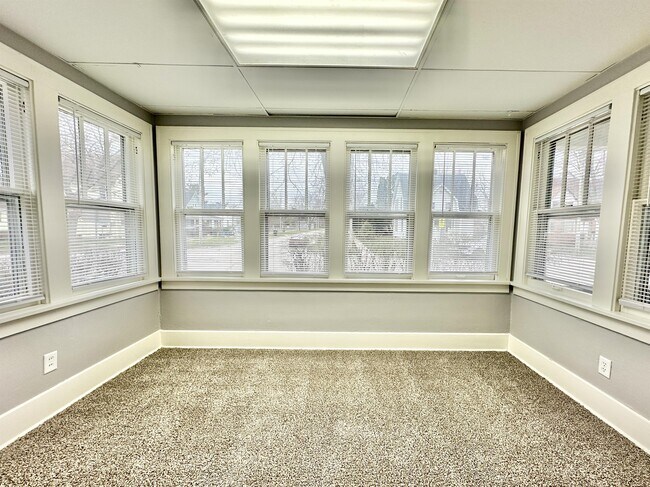Building Photo - 1129 Woodward Ave