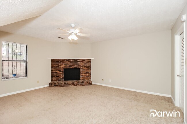 Building Photo - 4594 Old Lake, Decatur, GA 30034