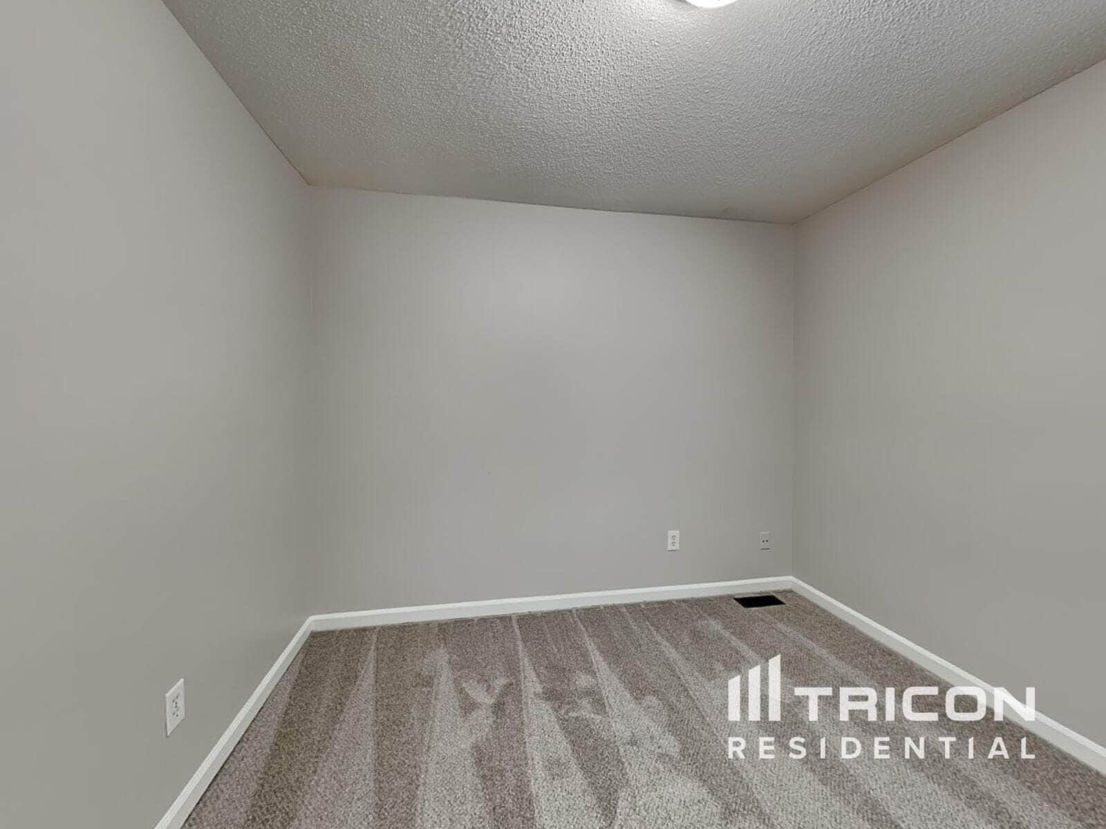 Building Photo - 2121 Serenity Dr NW