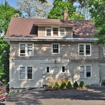 Building Photo - 114 Highland Pl
