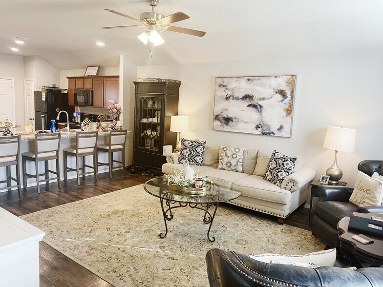 Open living room/kitchen/dining area - 1292 S Kingfisher Ln