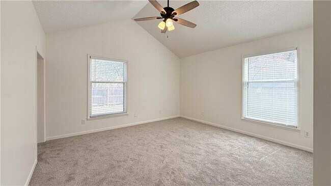 Building Photo - 7601 Foster St