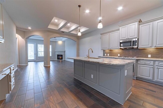 Building Photo - 206 Cartwheel Bend