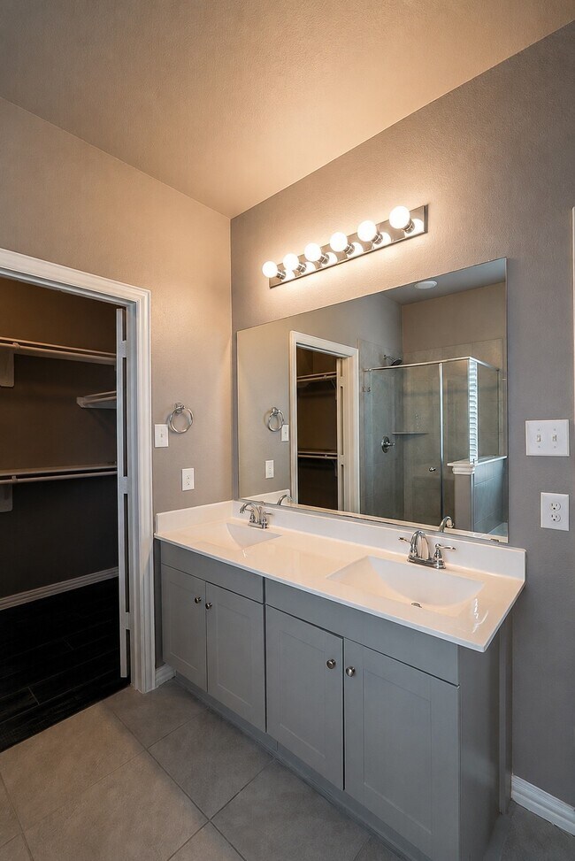 Building Photo - 2507 Galley Ridge Dr