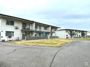 Building Photo - Peaceful 55+ Living | 2 Bed, 1 Bath Apartm...