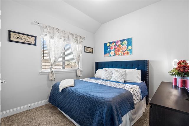 Building Photo - 6017 Mango Dr