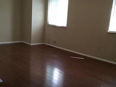 Building Photo - 3811 Meadow Green Ct