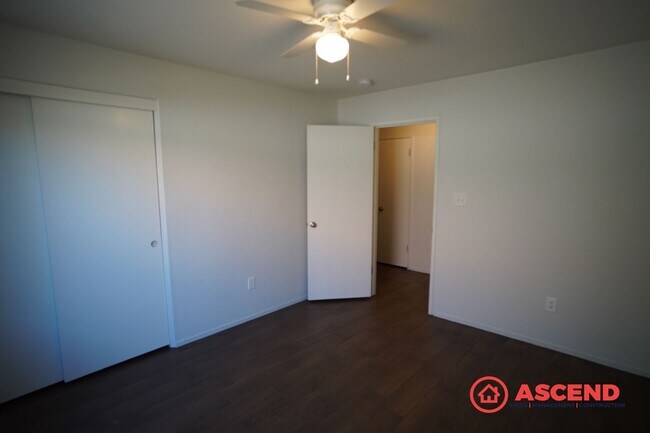 Building Photo - Charming 3-Bedroom Home in the Akers & Berkshire Area!