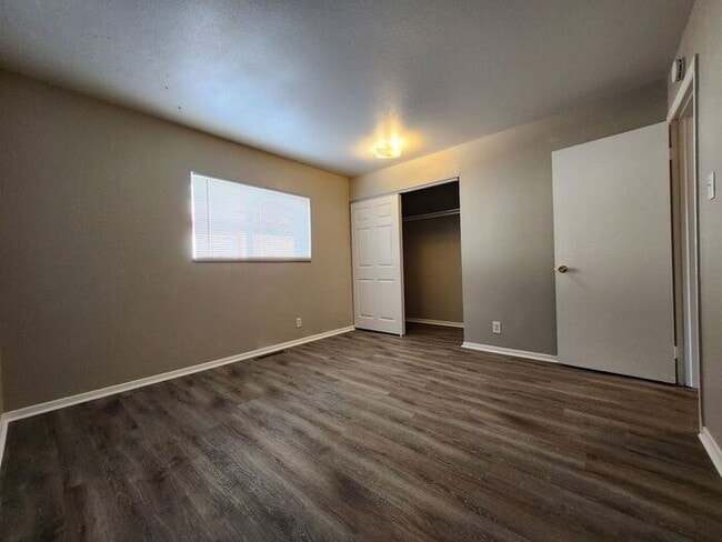 Building Photo - Charming 2-Bedroom Duplex | Limited-Time Offer: Save 50% on Next Month’s Rent!