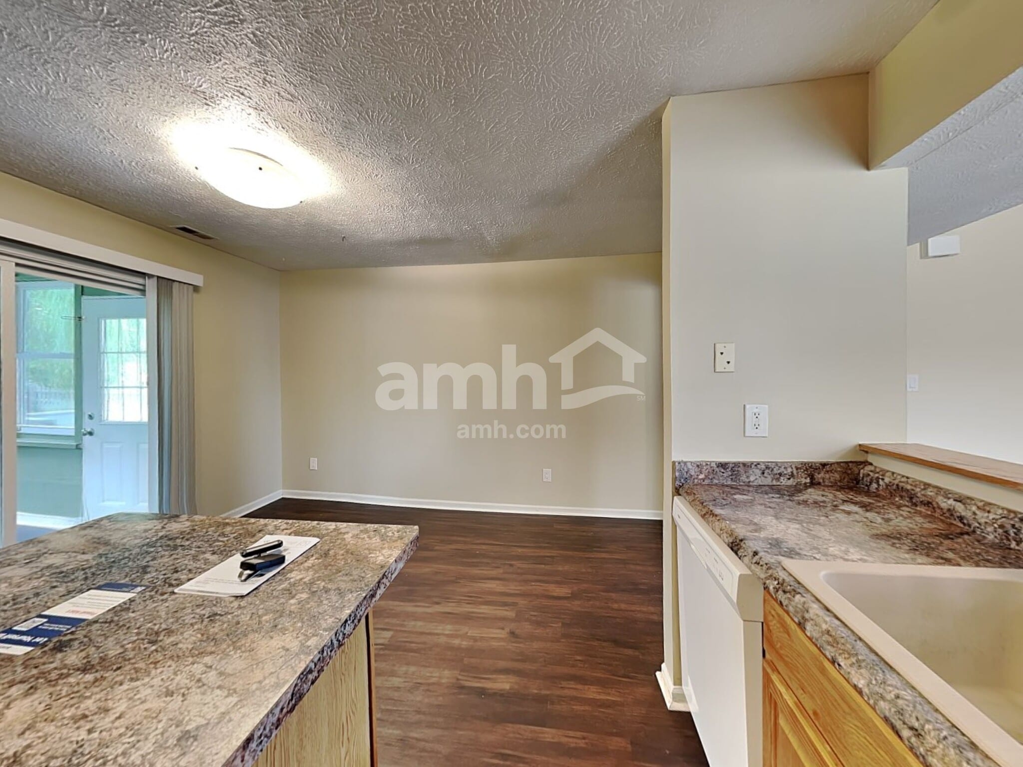 Building Photo - 10094 Plantana Blvd