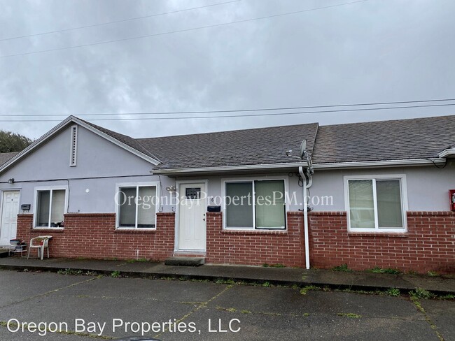 Primary Photo - 920 Winchester Ave
