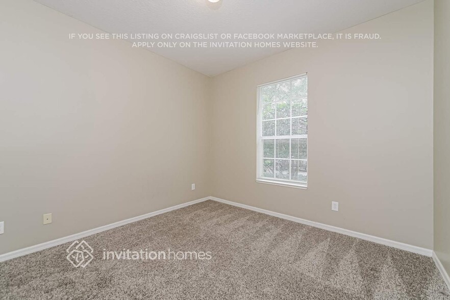 Building Photo - 14669 Black Cherry Trail