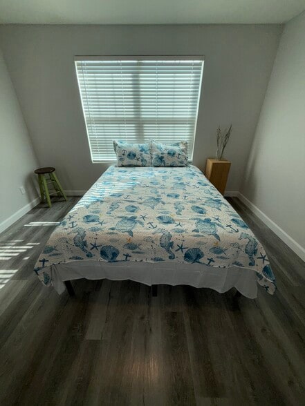 Upstairs B-Suite - 19996 W Mesquite Dr