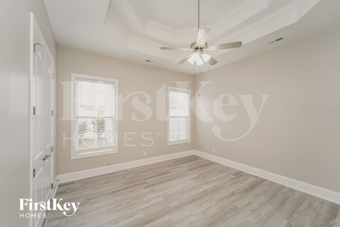 Building Photo - 12530 Druids Glen Dr