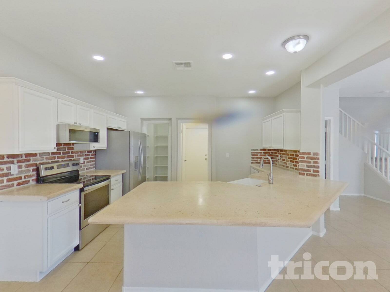 Building Photo - 44995 Portabello Rd