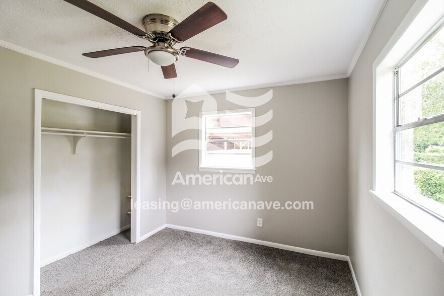 Building Photo - 105 Arnold Blvd