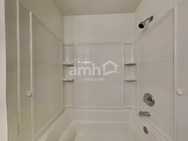 Building Photo - 3112 Amber Waves Ln