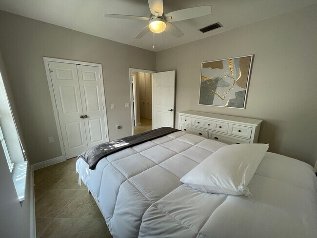 Building Photo - 1325 Sweetwater Cove