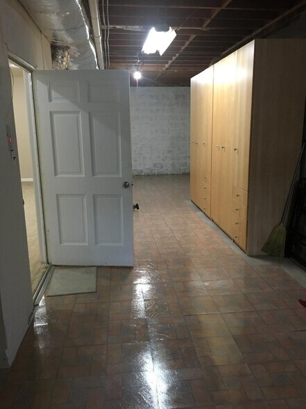 Building Photo - 1515 Cumberland Rd