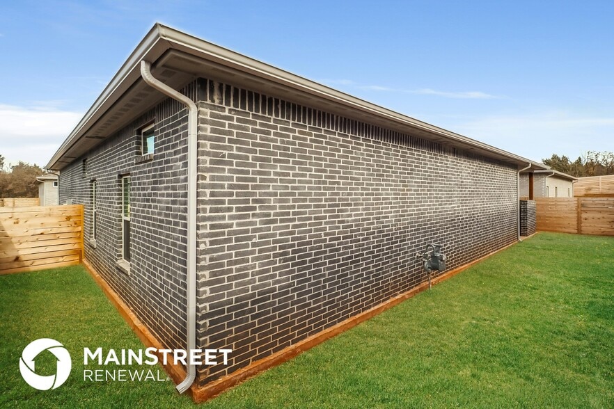 Building Photo - 11342 Paradise In Dr