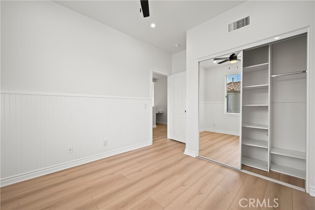 Building Photo - 17 Calvados