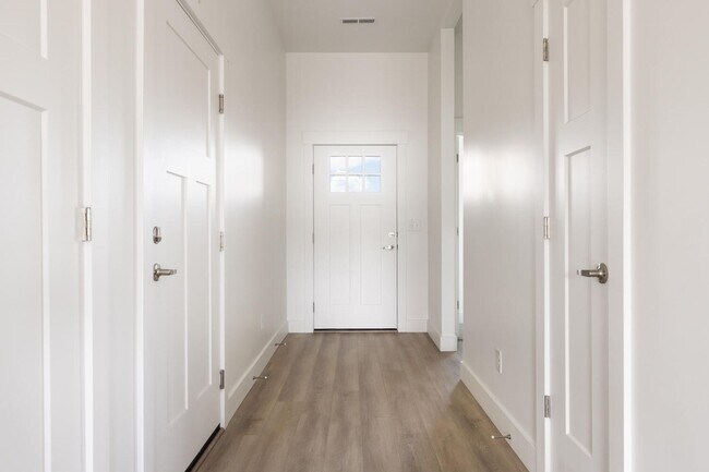 Building Photo - Modern Single-Level Brookside Home in Heber