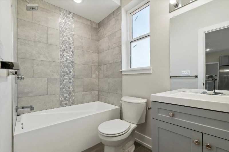 Building Photo - 723 N 35th St