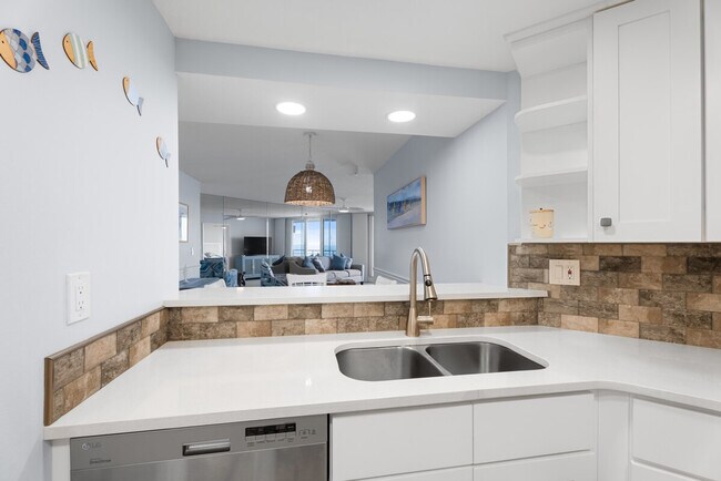 Building Photo - 3880 North Highway A1A-SI ID1537500P