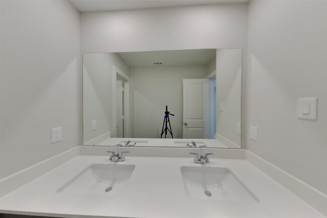 Building Photo - 22638 Terrazzo Dr