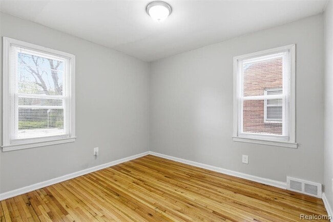 Building Photo - 12051 Wayburn St