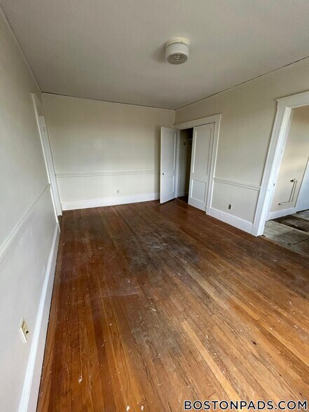 Building Photo - 155 Summer St