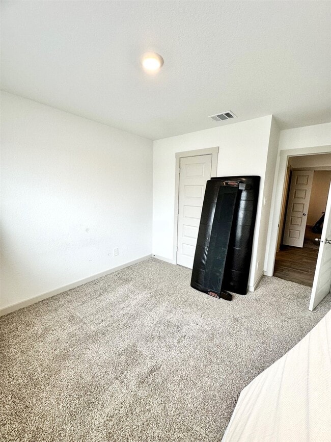 Building Photo - 14510 Rain Tree Dr