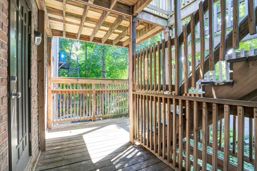 Building Photo - 151 Highland St