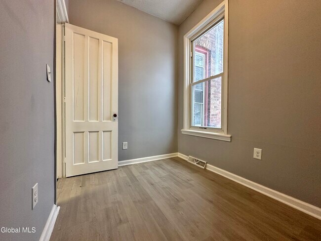 Building Photo - 1 Pawling Ave