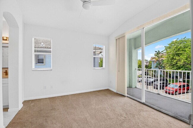 Building Photo - "Charming 2-Bed, 2-Bath Oasis in Riviera Beach – Your Perfect Retreat!"