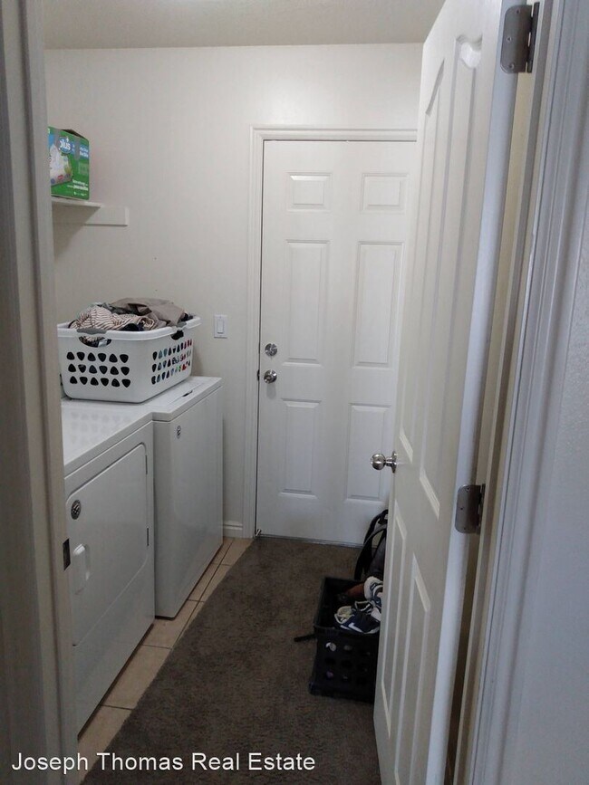 Building Photo - 4 br, 3 bath House - 2874 W 1170 N